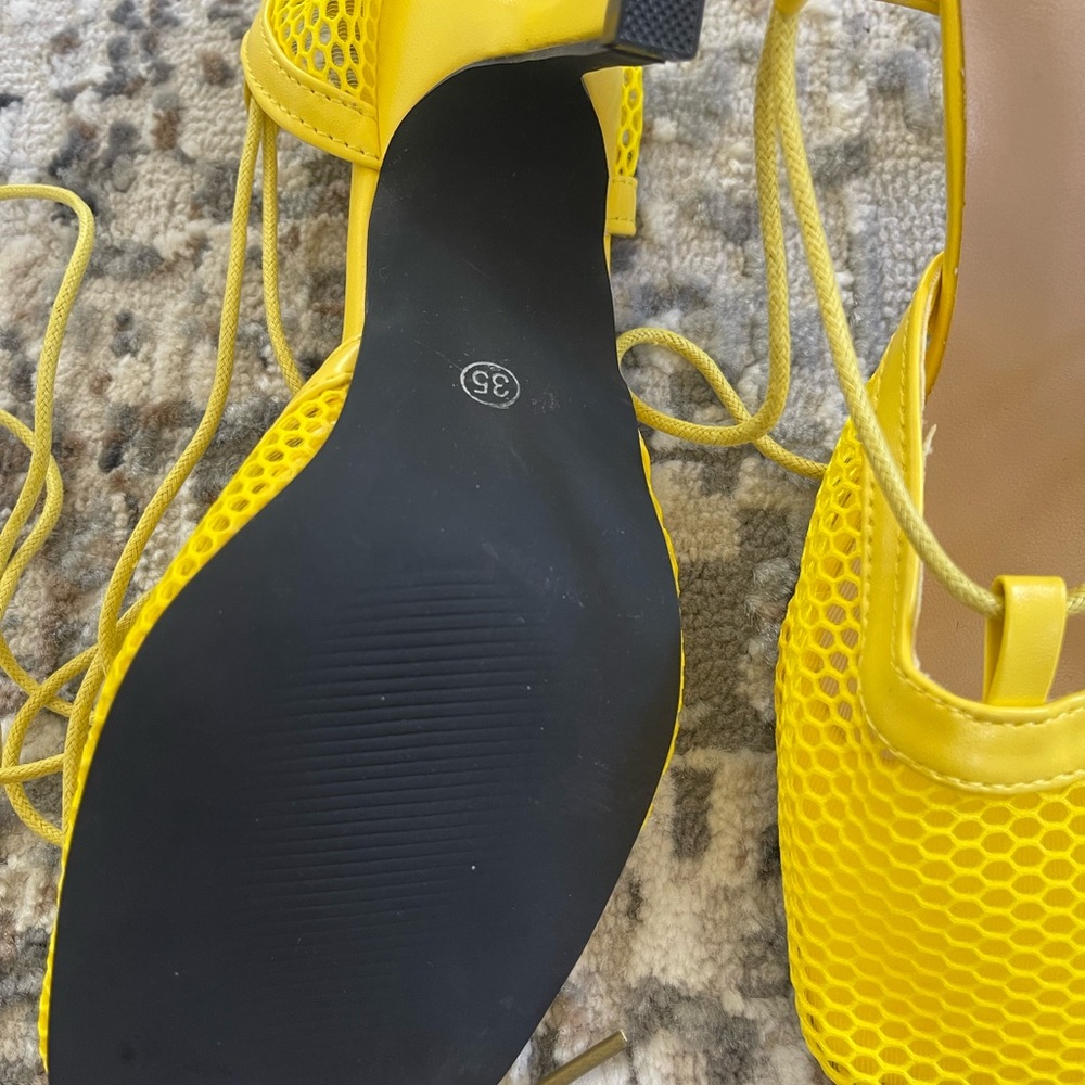 High heels - Picture 6 of 7